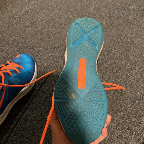 Nike - Picture 8 of 10